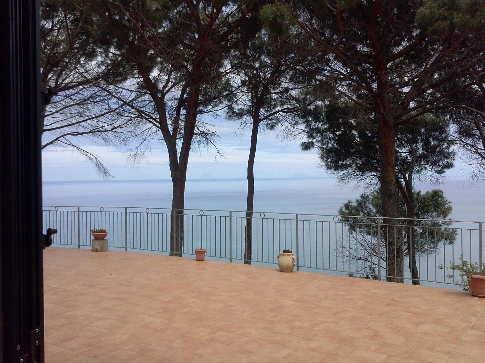 Alba Tra I Pini B&B Cefalú Habitación foto