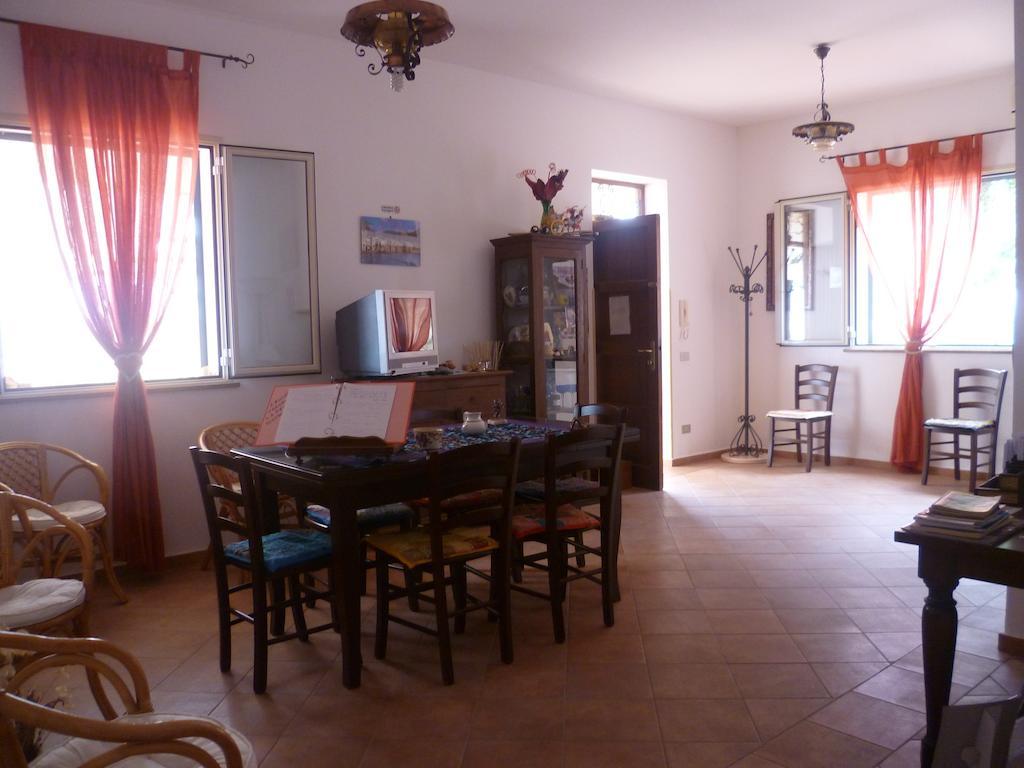 Alba Tra I Pini B&B Cefalú Exterior foto