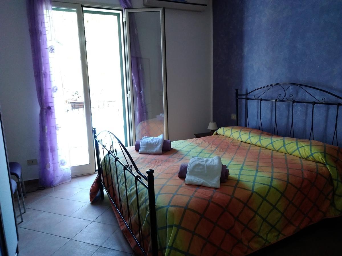 Alba Tra I Pini B&B Cefalú Exterior foto